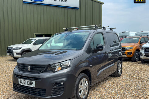 Peugeot Partner SWB L1H1 Bluehdi Asphalt Premium Air Con Cruise EU