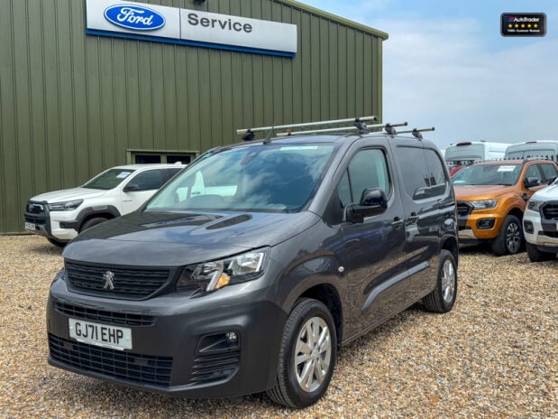 Peugeot Partner SWB L1H1 Bluehdi Asphalt Premium Air Con Cruise EU 2