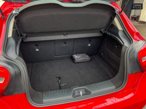 Mercedes-Benz A Class SOLD 2.1 A200d SE (Executive) Hatchback 5dr Diesel Manual Euro 6 (s/s) (136 9