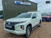 Mitsubishi L200 Crew Cab 4X4 2.2 DI-D CC 4WD 150ps EURO 6 2
