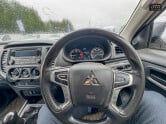 Mitsubishi L200 Crew Cab 4X4 2.2 DI-D CC 4WD 150ps EURO 6 16