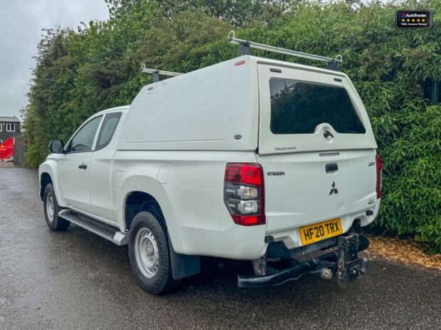 Mitsubishi L200 Crew Cab [SOLD MT] 4X4 2.2 DI-D CC 4WD 150ps EURO 6 6