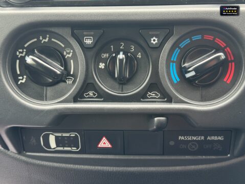 Mitsubishi L200 Crew Cab [SOLD MT] 4X4 2.2 DI-D CC 4WD 150ps EURO 6 29