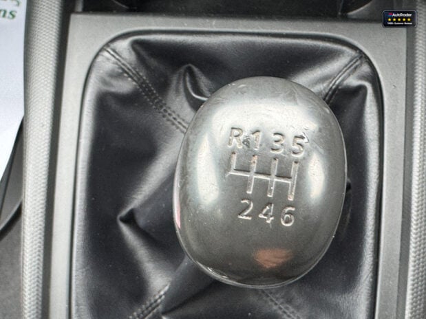 Mitsubishi L200 Crew Cab [SOLD MT] 4X4 2.2 DI-D CC 4WD 150ps EURO 6 31