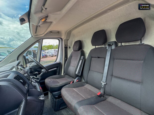 Citroen Relay MWB L2H2 High Roof Enterprise Air Con Cruise EURO 6 13