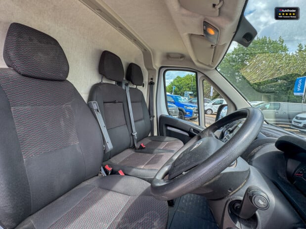 Citroen Relay MWB L2H2 High Roof Enterprise Air Con Cruise EURO 6 14
