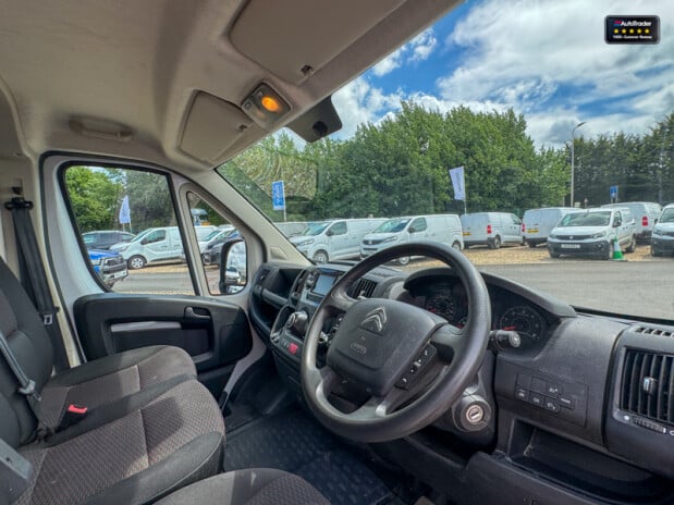 Citroen Relay MWB L2H2 High Roof Enterprise Air Con Cruise EURO 6 15