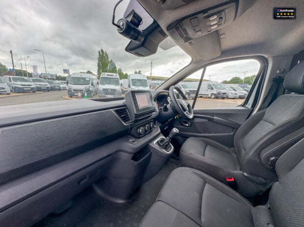 Renault Trafic LWB L2H1 Low Roof Ll30 Sport Dci Air Con Alloys Sensors EURO 6 NO VAT 12