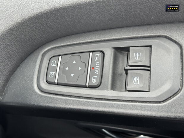 Renault Trafic LWB L2H1 Low Roof Ll30 Sport Dci Air Con Alloys Sensors EURO 6 NO VAT 23