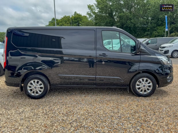 Ford Transit Custom AUTO SWB [SOLD SM] L1H1 320 Limited Alloys Air Con Cam Sensors EURO 6 NO VA 5