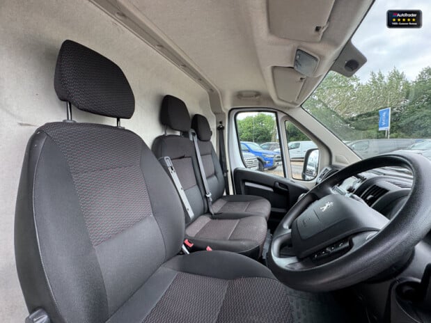 Peugeot Boxer LWB L3H2 Bluehdi 335 Professional Navigation EURO 6 14