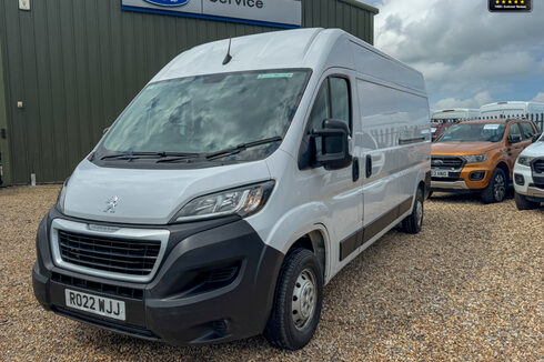 Peugeot Boxer LWB L3H2 Bluehdi 335 Professional Navigation EURO 6