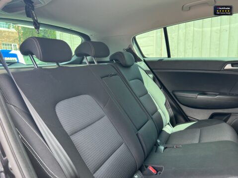 Kia Sportage 1.6 CRDi 2 SUV 5dr Diesel Manual Euro 6 (s/s) (134 bhp) 11