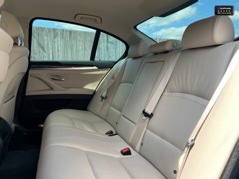 BMW 5 Series 535i 3.0 Luxury Saloon 4dr Petrol Auto Euro 6 (s/s) (306 ps) 13