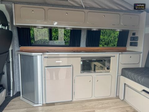 Volkswagen Transporter (Sold) Camper|4 Berth|Camper King|Highline|T30|Pop Top|Fridge|Cooker| 8