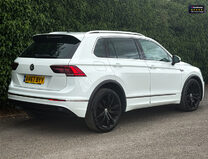 Volkswagen Tiguan 2.0 TDI R-Line SUV 5dr Diesel DSG Euro 6 (s/s) (15 28