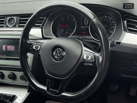 Volkswagen Passat 1.6 TDI BlueMotion Tech SE Business Estate 5dr Die 11