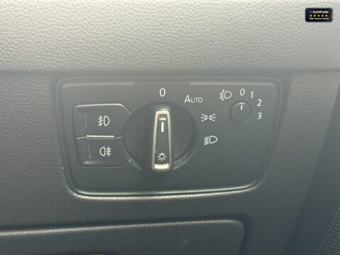 Volkswagen Passat 1.6 TDI BlueMotion Tech SE Business Estate 5dr Die 17