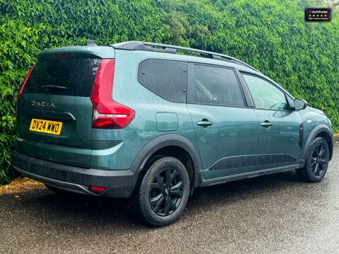 Dacia Jogger 1.0 TCe EXTREME MPV 5dr Petrol Manual Euro 6 (s/s) (110 ps) 3