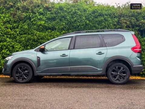 Dacia Jogger 1.0 TCe EXTREME MPV 5dr Petrol Manual Euro 6 (s/s) (110 ps) 5