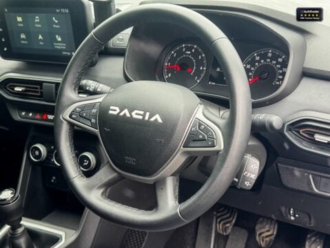 Dacia Jogger 1.0 TCe EXTREME MPV 5dr Petrol Manual Euro 6 (s/s) (110 ps) 11