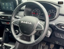 Dacia Jogger 1.0 TCe EXTREME MPV 5dr Petrol Manual Euro 6 (s/s) (110 ps) 11