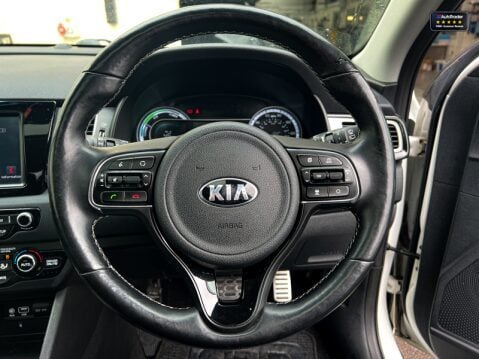 Kia Niro (Sold) 1.6h GDi 4 SUV 5dr Petrol Hybrid DCT Euro 6 16in Alloy Sunroof (139 18