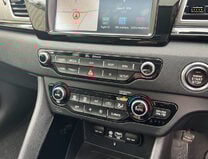 Kia Niro (Sold) 1.6h GDi 4 SUV 5dr Petrol Hybrid DCT Euro 6 16in Alloy Sunroof (139 25