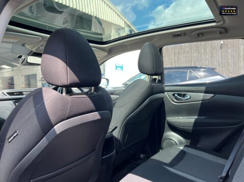 Nissan Qashqai 1.2 DIG-T N-Connecta SUV 5dr Petrol Manual Euro 6 (s/s) (115 ps) 15