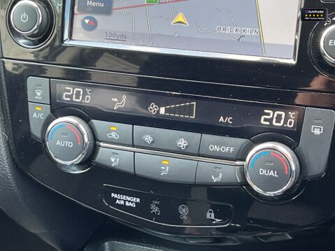 Nissan Qashqai 1.2 DIG-T N-Connecta SUV 5dr Petrol Manual Euro 6 (s/s) (115 ps) 32