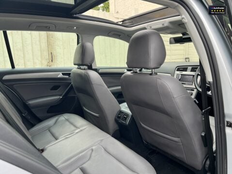 Volkswagen Golf Sold1.4 TSI BlueMotion Tech SE Estate 5dr Petrol DSG Euro 5 (s/s) (122 ps) 10