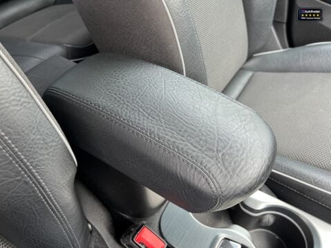 Fiat 500X 1.4 MultiAir Cross Plus SUV 5dr Petrol Manual Euro 6 (s/s) (140 ps) 29