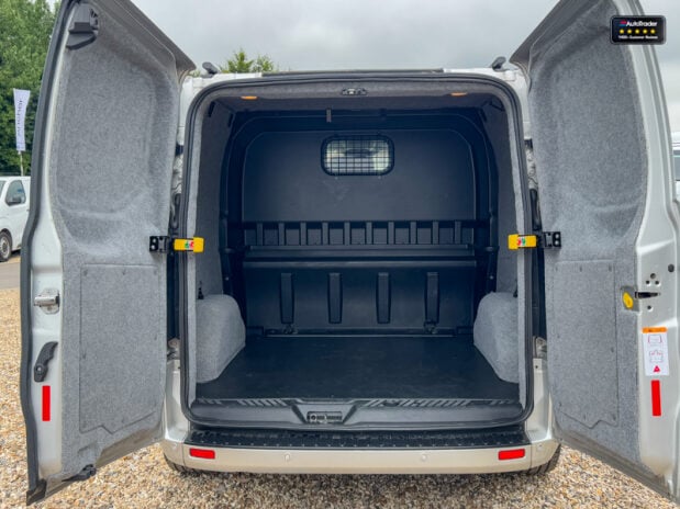 Ford Transit Custom Crew Cab [SOLD CR] AUTO SWB L1H1 300 Limited Air Con Cam Sensors EURO 6 NO 9