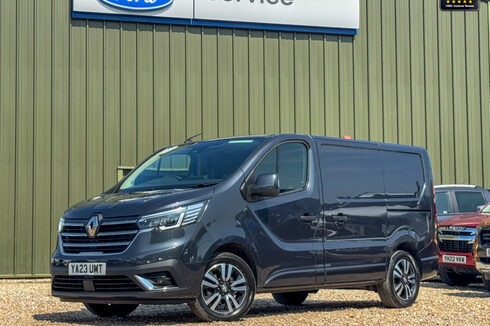 Renault Trafic SWB L1H1 [SOLD MM] Extra Sport Air Con Camera Nav Sensors EURO 6 NO VAT