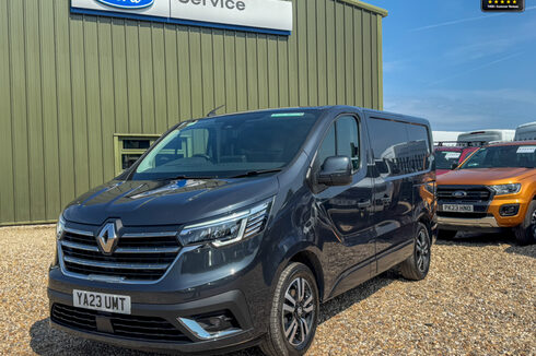 Renault Trafic SWB L1H1 [SOLD MM] Extra Sport Air Con Camera Nav Sensors EURO 6 NO VAT