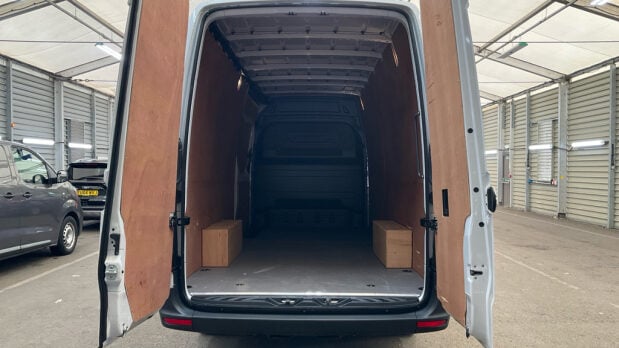 Mercedes-Benz Sprinter LWB L3H2 Medium Roof 315 Cdi Progressive EURO 6 4