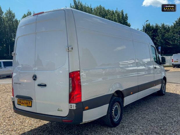 Mercedes-Benz Sprinter LWB L3H2 [SOLD MT] Medium Roof 315 Cdi Progressive EURO 6 6