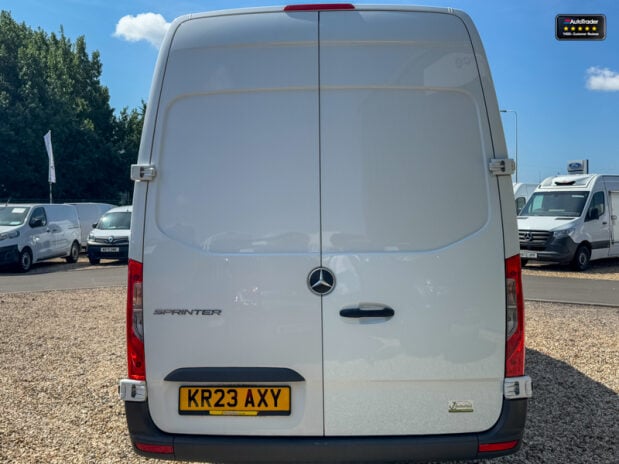 Mercedes-Benz Sprinter LWB L3H2 [SOLD MT] Medium Roof 315 Cdi Progressive EURO 6 7