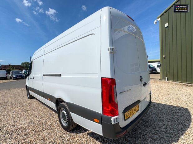 Mercedes-Benz Sprinter LWB L3H2 [SOLD MT] Medium Roof 315 Cdi Progressive EURO 6 10