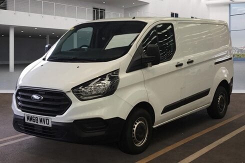 Ford Transit Custom SWB L1H1 Low Roof 300 Base Tow Bar EURO 6