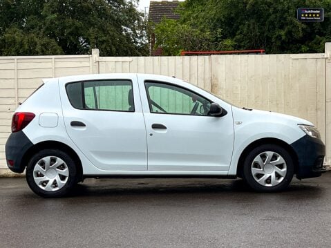 Dacia Sandero 1.0 SCe Access Hatchback 5dr Petrol Manual Euro 6 (75 ps) 5