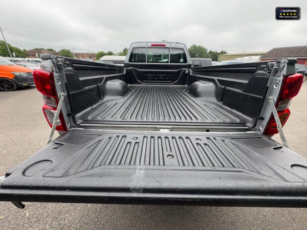 Isuzu D-Max 4x4 Utility Scb Air Con Cruise Tow Bar EURO 6 NO VAT 8