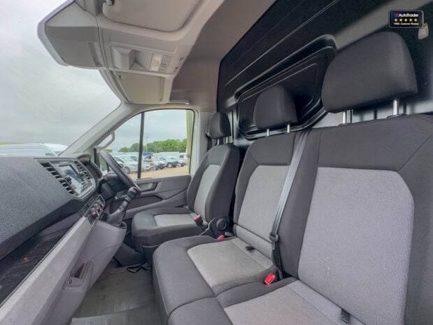 Volkswagen Crafter MWB L2 High Roof Cr35 Tdi Commerce Air Con EURO 6 13