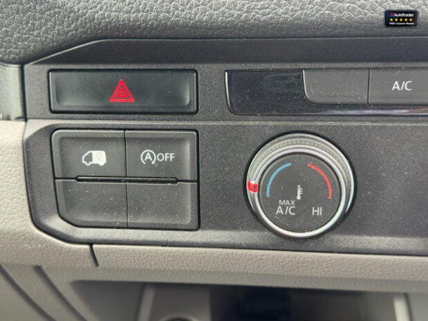 Volkswagen Crafter MWB L2 High Roof Cr35 Tdi Commerce Air Con EURO 6 32
