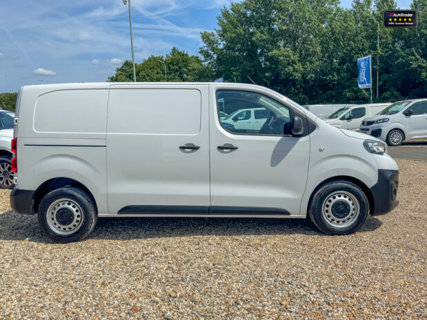 Peugeot Expert MWB L2H1 Bluehdi Professional Premium Plus Air Con Nav Sensors SELECT 6