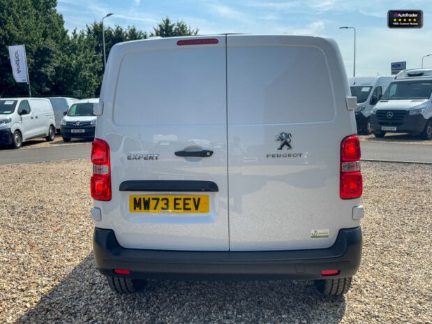 Peugeot Expert MWB L2H1 Bluehdi Professional Premium Plus Air Con Nav Sensors SELECT 8