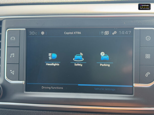 Peugeot Expert MWB L2H1 Bluehdi Professional Premium Plus Air Con Nav Sensors SELECT 27