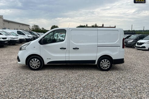 Renault Trafic SWB L1H1 Low Roof l27 Business Plus Dci S/R P/V