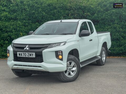 Mitsubishi L200 Crew Cab 4X4 Di-D 4Life Air Con Alloys Tow Bar EURO 6 NO VAT 1