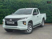 Mitsubishi L200 Crew Cab 4X4 Di-D 4Life Air Con Alloys Tow Bar EURO 6 NO VAT 1